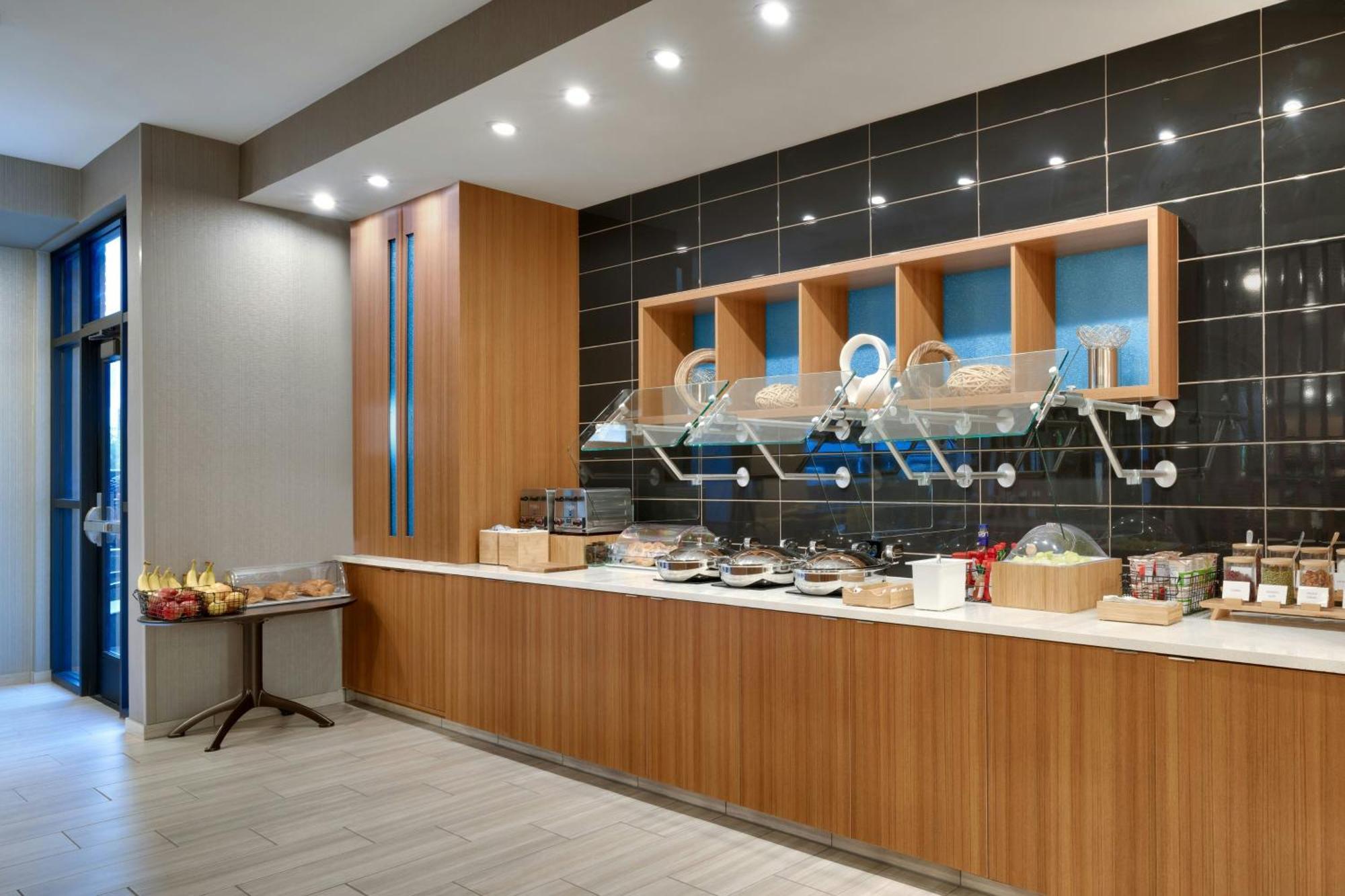 Springhill Suites By Marriott Phoenix Scottsdale Exterior photo